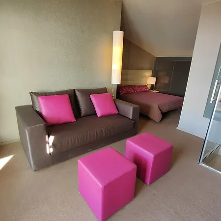 Apartment Global Immo 4082 Milleni Duplex Roses